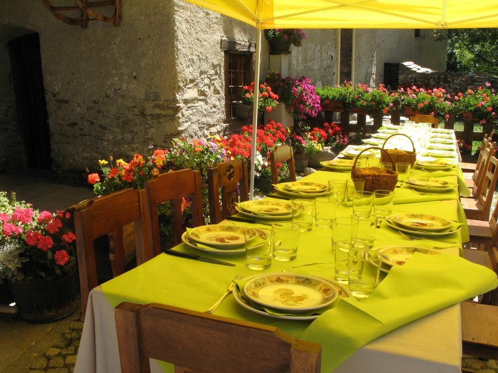 Agriturismo Barba Gust Cesana Torinese Exterior foto