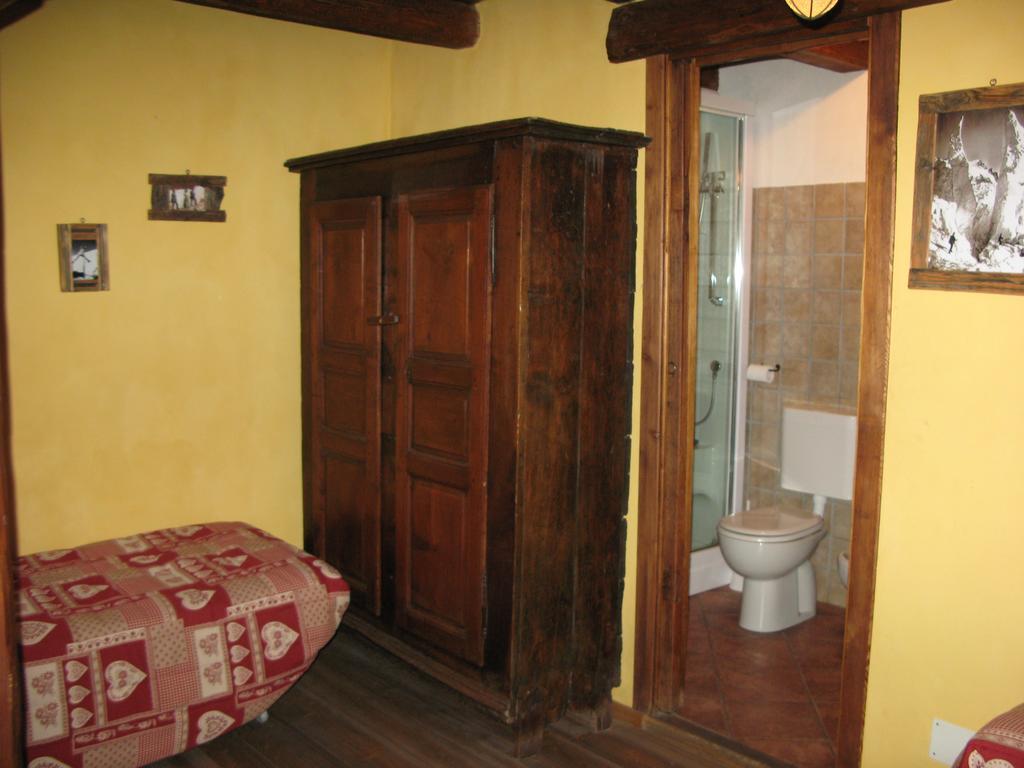 Agriturismo Barba Gust Cesana Torinese Exterior foto